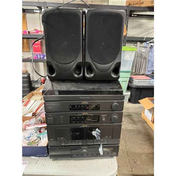 Toshiba shelf  stereo with record player