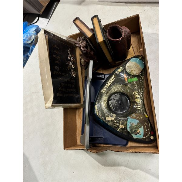 Golf themed book ends hole punch and other decor