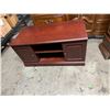 Image 2 : TV stand