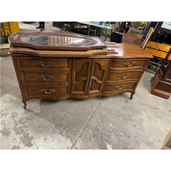 Dresser with two mirrors, Dixie furniture