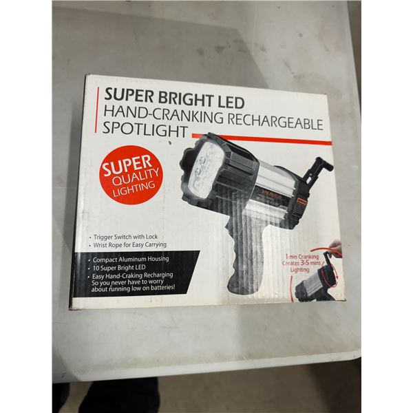 Hand cranking rechargeable spot