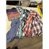 Image 1 : Assorted clothing medium extra large