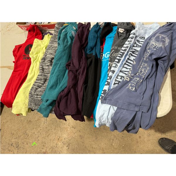 T-shirts assorted size