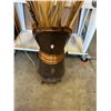 Image 2 : Planter vase, or umbrella stand