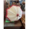 Image 2 : Child's parasol