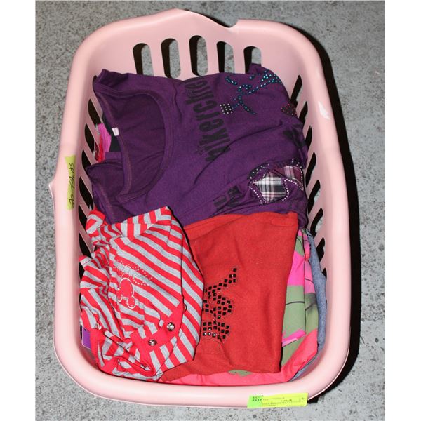 UNCLAIMED BAKET OF LADIES CLOTHING