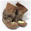 Image 1 : SIZE 8 LADIES MUKLUK BOOTS-ESTATE
