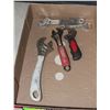 Image 1 : FLAT OF VARIOUS CRESCENT WRENCHES