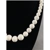 Image 2 : Vintage White Graduated Glass Beads Necklace