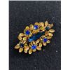 Image 1 : Vintage Gold Tone Brooch with Blue Stones Brooch