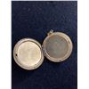 Image 3 : Vintage Bond Boyd Flower Brooch/Pin with a Round Gold Tone Locket