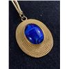 Image 2 : Vintage Woman's Gold Oval Pendant Necklace with Blue Stone