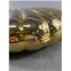 Image 2 : Vintage Metalic Gold Clamshell Clutch Purse in Great Condition