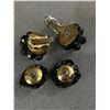 Image 2 : 2 Pairs of Vintage Black Clip on Earrings