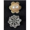 Image 1 : 2 Beautiful Vintage Brooches.