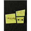 Image 3 : 5 Small Pairs of Earrings and 2 Vintage Dress Clips