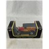 Image 2 : Liberty Classics Collectible Die-Cast Canadian Tire "1928 Chevy Panel Van"