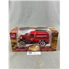 Image 1 : Limited Ed. Liberty Classics Die-Cast Canadian Tire "1947 Pick-Up International" Collector's Bank