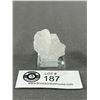 Image 2 : Milky Crystal Rough On Display