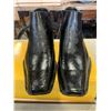 Image 2 : NEW MENS BLACK DRESS SHOES, SIZE 8.5