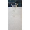Image 2 : VINTAGE GLASSWARE