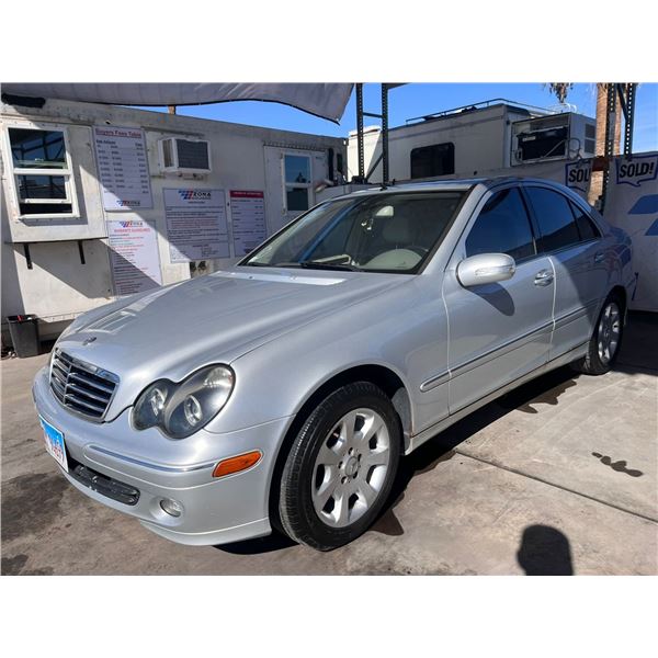 2006 MERCEDES-BENZ C-CLASS