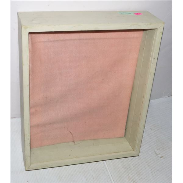SHADOWBOX DISPLAY/ SHOWCASE