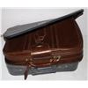 Image 1 : TWO LUGGAGE/ SUITCASES