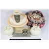 Image 1 : BOX OF VINTAGE GLASSWARE