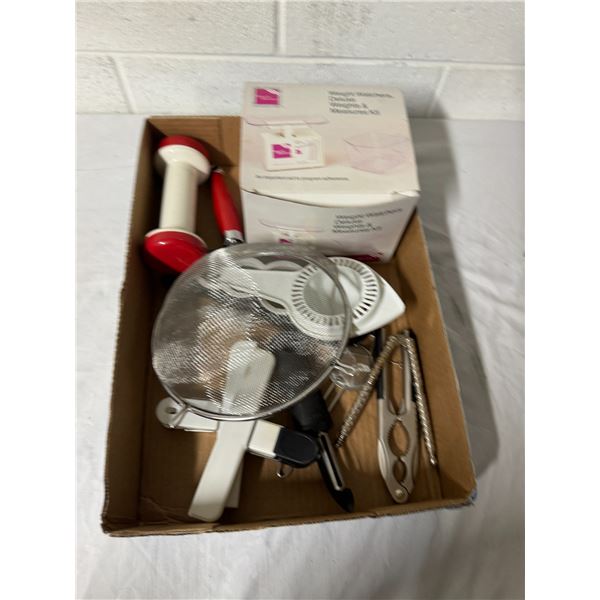 Kitchen utensils, weight watcher scale