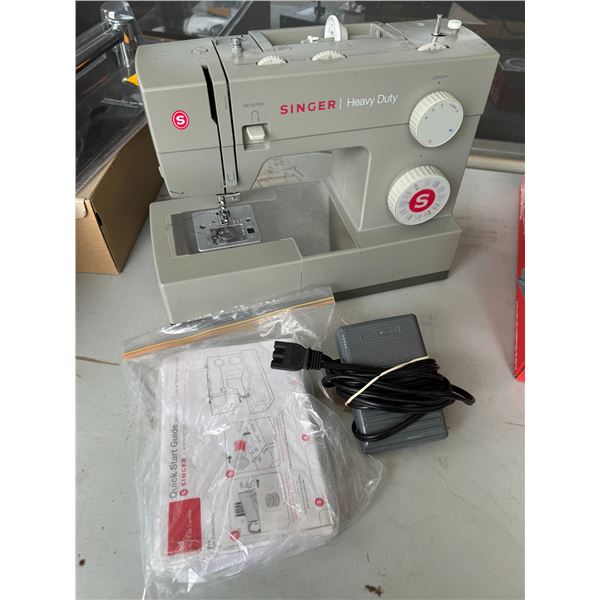 Singer, heavy duty, sewing machine