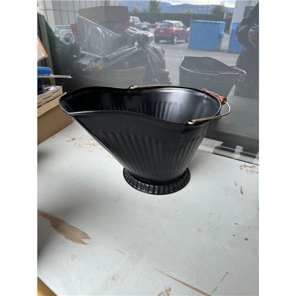 Coal bucket