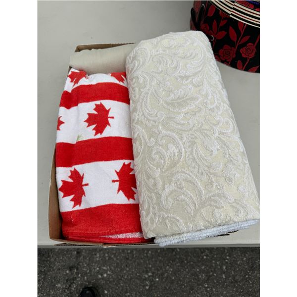 Assorted linens and towel