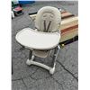 Image 1 : Graco highchair