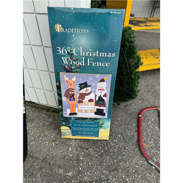 36" Christmas wood fence