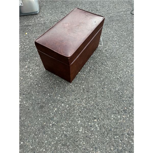 Storage box