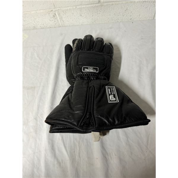 Dupont thermal light XL gloves