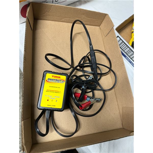 Smart shot 900 battery charger maintainer