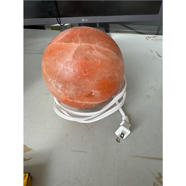 Salt lamp