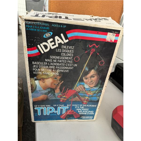 Vintage Tippet game missing one piece