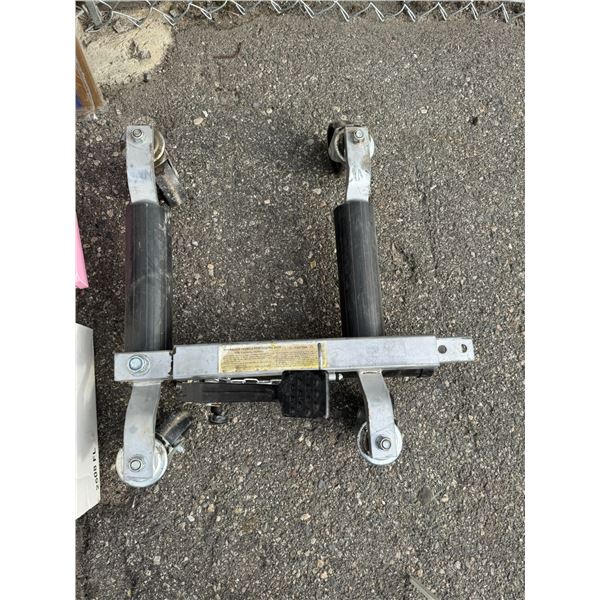 Hydraulic vehicle positioning, jack max capacity 1500 pounds