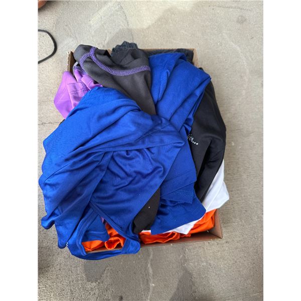 Ladies athletic tops size small polyester