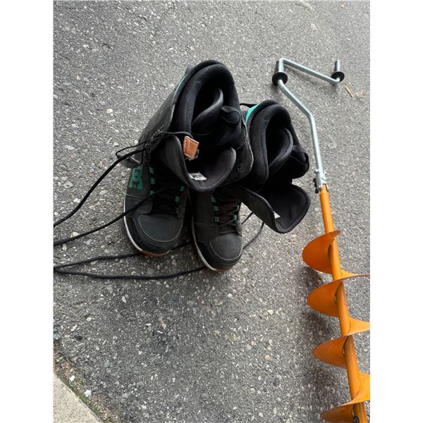 snowboard boots, DC size 11