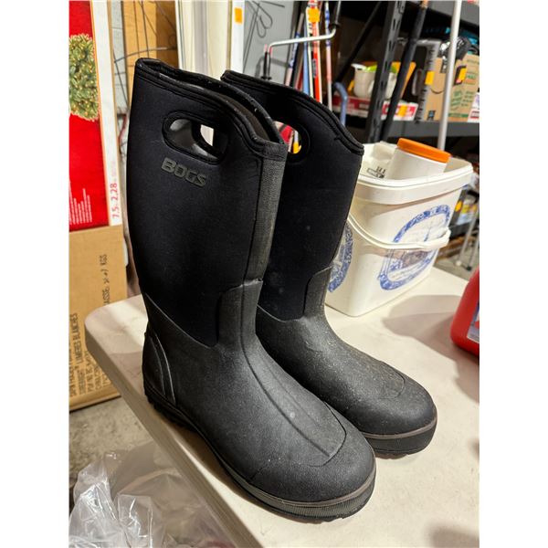Bogs size 12