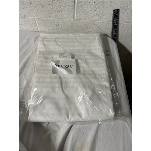 Duvet cover queen size