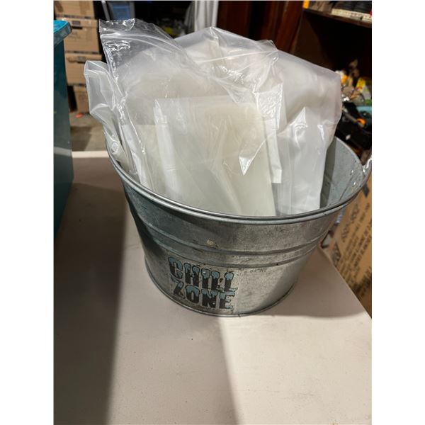 Chilled zone, pale and plastic