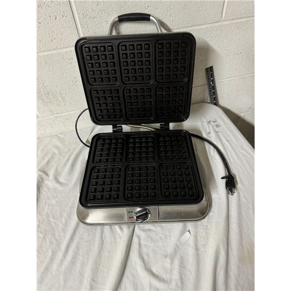 Cuisine ART waffle maker