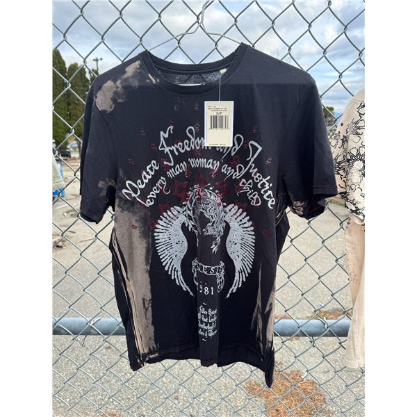 NWT guess small t shirt