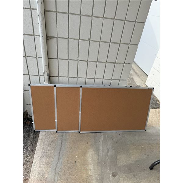 3 cork boards