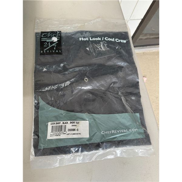 Cook shirt, hot look cool crew small